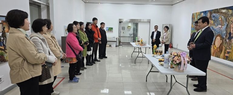 이우진 개인전(인물과 장소3) 오프닝