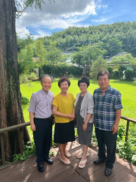 가덕도 갈보리교회 황수섭목사님 다녀가셨습니다